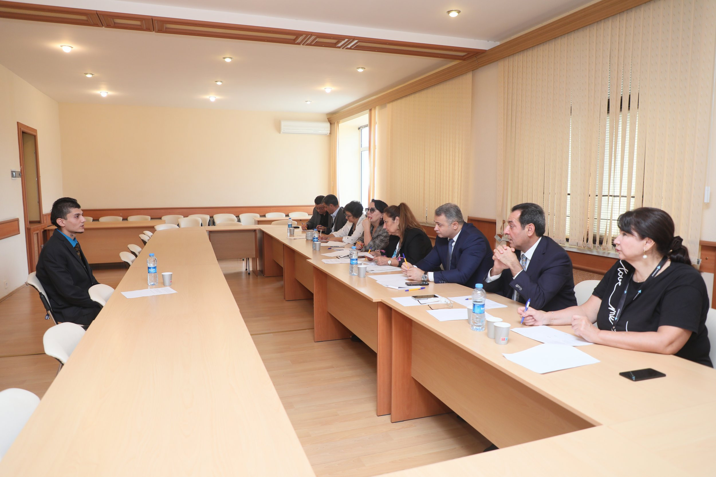 Teleradio Akademiyasına müdavimlərin seçim mərhələsi başlayıb